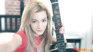 Sonya Sweet popsikája meghágva