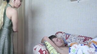 Anyu te mi a falloszt csinálsz?