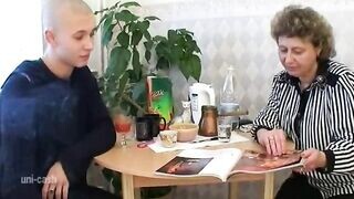Magányos házaspár és a fiatal pasi