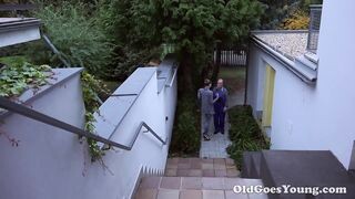 Fater lerendezi a fiatal spinét