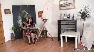 Nagyanyó megkívánta a modell muksót