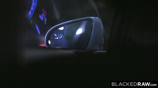 BlackedRaw - Allie Nicole a világos szőke fiatal gádzsi