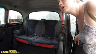 Fake Taxi - Lucy Heart a szexy kicsike orosz bulkesz