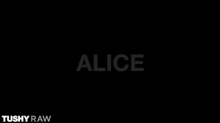 TUSHYRAW - Alice Pink ánusza megdugva