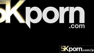 5KPorn - Naomi Blue puncija megkefélve