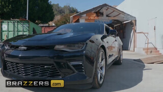 Brazzers - Katrina Jade keményen kedveli