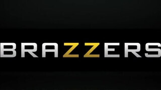 Katrina Jade dupla faszival hancúrozik - Brazzers