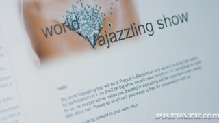 Private - Vinna Reed és Cayla Lyons édeshármasban szexelnek