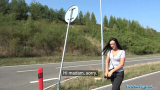 Termetes keblű tinédzser gádzsi pénzért kúrel - Public Agent