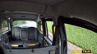 Fake Taxi - Amber Jayne a kéjnő milf
