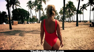TheRealWorkout - A termetes fenekű Kelsi keményen megkúrva