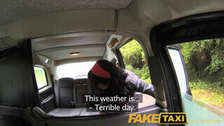 FakeTaxi - dél amerikai csajszika ánuszba dugva
