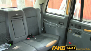 FakeTaxi - tökéletes didkós tinédzser csajszika