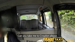 FakeTaxi - világos szőke maca gondosan szétélvezve