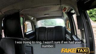 FakeTaxi - oboázás és dugás egy ingyen fuvarért