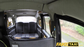 Fake Taxi - Julia de Lucia a vonzó brazil diáklány