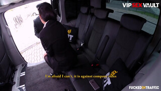 FuckedInTraffic - Jocelyne izgató cseh maca és a sofőr