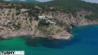 Mary Rock a szuper csábos bige - TUSHY