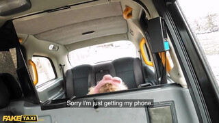 Fake Taxi - Kívánatos latin amerikai pipi megkettyintve a taxiban