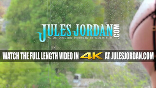Jules Jordan - Athena Faris csoki palival kamatyol
