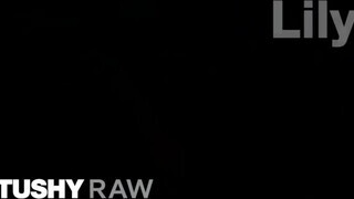 TUSHYRAW - fekete bige méretes vaginája keményen bekúrva