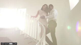 HOTWIFEXXX - Alex Coal a tinédzser házaspár