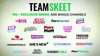 TeamSkeet - Crissy Kay megujjazott kicsike popsikája