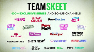 TeamSkeet - cuki pici nerdy gádzsi casting forgatás videója