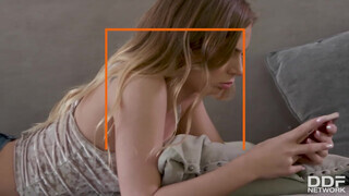 Sydney Cole cunija megkettyintve