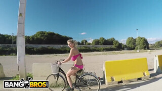BANGBROS - Katerina Hartlova a óriási keblű milf