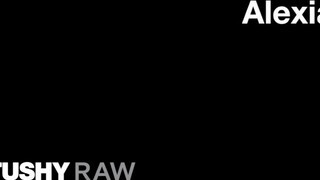 TUSHYRAW - Alexia szűk popóba bekúrva
