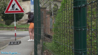 Public Agent - Csöcsös latin amerikai szuka felszedve