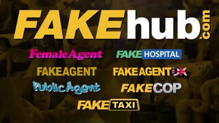 Public Agent - Néger hajú pici didkós fiatal szuka