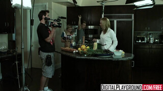 Digital Playground - Riley Steele a dugásmániás világos szőke szuka