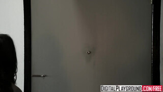 Digital Playground - Raven Alexis a kívánatos tinédzser gádzsi