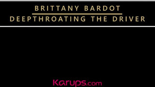 Karups - Brittany Bardot a szexy világos szőke milf