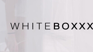 WHITEBOXXX - Nikki Hill muffja megkettyintve