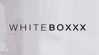 WhiteBoxxx - Ginebra Bellucci hátsó nyílásba baszva