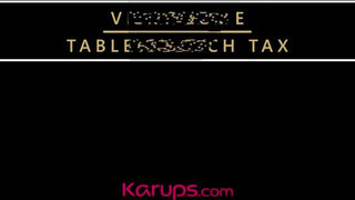 Karups - Vicky Love benyeli a pöcst