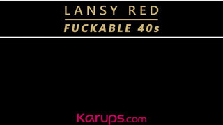 Lansy Red a gyönyörű 40 éves milf