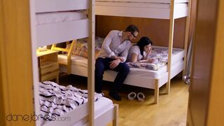 Lady Dee forró fiatal kalandja könyörtelen akcióval