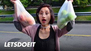 Dögös latina milf luna castillo megtörve non-stop puncifúrástól