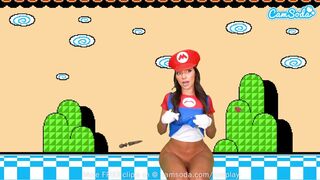 Sisi Rose méretes fenekű cosplayje super mario makerben vagina squirt órással