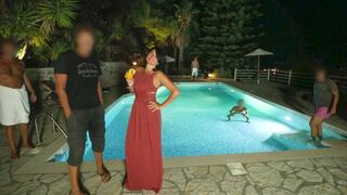 Kinky csoportos élvezés a sex villában – minden bula nyitva!