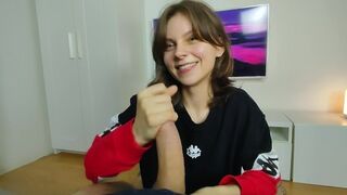 Fiatal amatőr örömlány őrült arcra élvezés válogatása - forró szájba spriccelés és játék a gecivel!