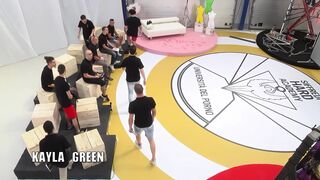 Rocco Hard Academy - Világos Szőke MILF Keményen Megkapja a Termetes Bájdorongot Brittany Bardottal és Angel Wickyvel